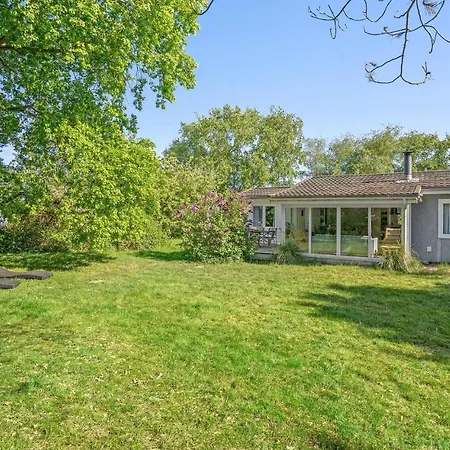 4 Bedroom Stunning In Sydals