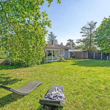 4 Bedroom Stunning In Sydals